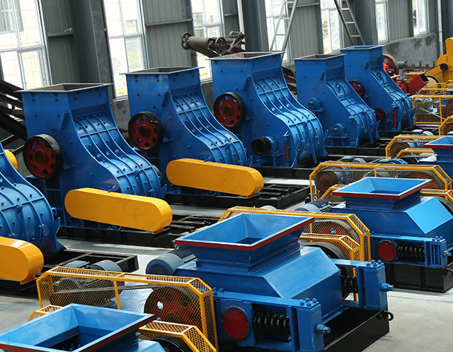 頁(yè)巖制磚用雙級(jí)無篩底粉碎機(jī)出料粒度能控制在多少？