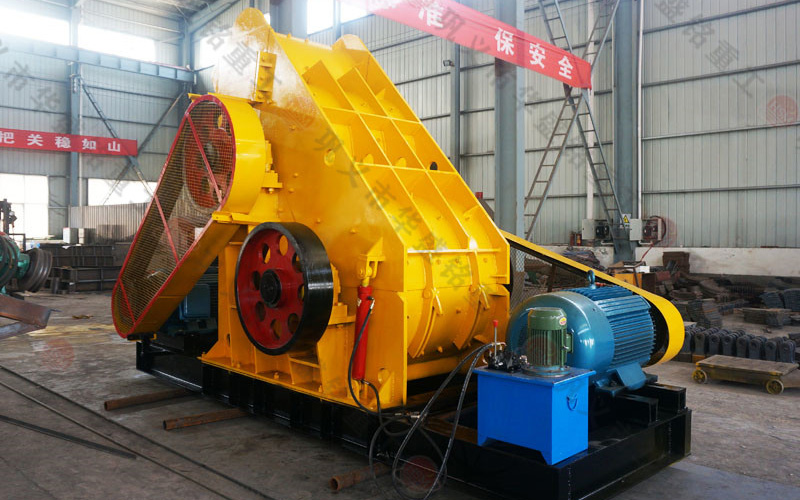 頁巖粉碎機(jī)價(jià)格是多少？哪里的小型粉碎機(jī)廠家